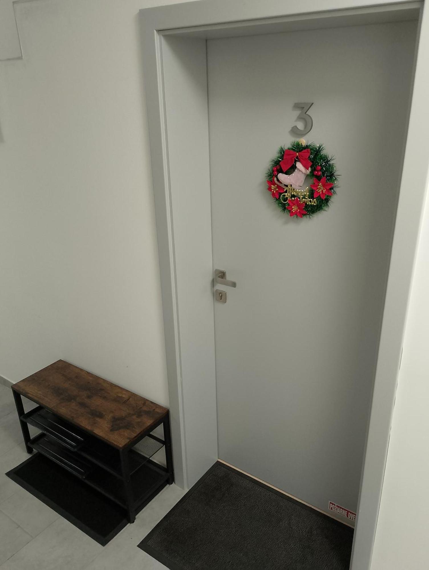 Apartman Shelly Vlachy Exteriör bild